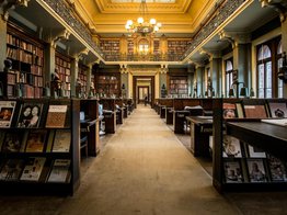 library with books for students to study